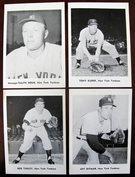 1961 NEW YORK YANKEES PHOTO PACK w/ENVELOPE