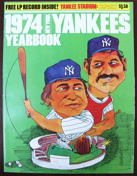 1974 NEW YORK YANKEES YEARBOOK w/ YANKEE RECORD