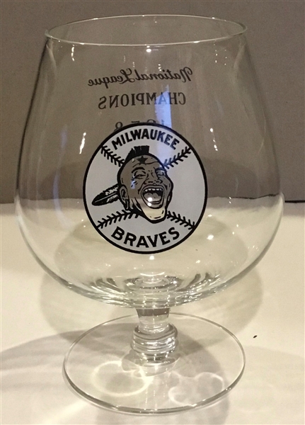 1958 MILWAUKEE BRAVES NATIONAL LEAGUE CHAMPIONS LARGE GLASS
