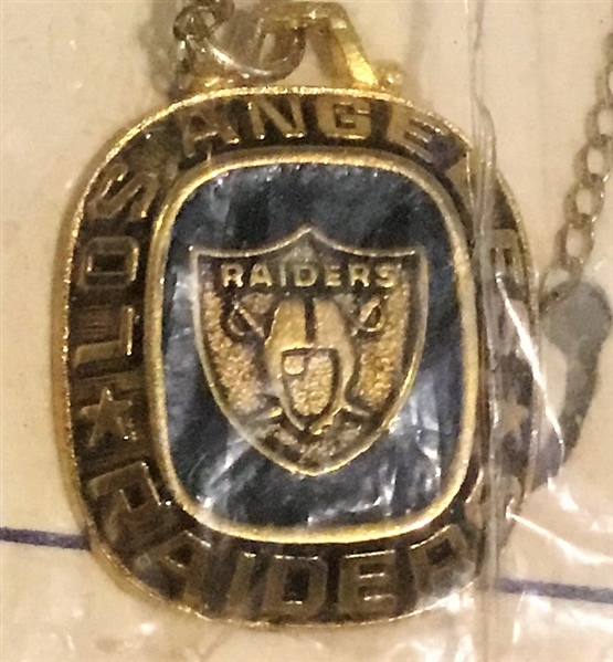 80's LOS ANGELES RAIDERS NECKLACE SEALED IN PACKAGE