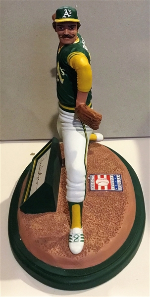 ROLLIE FINGERS SIGNED ROMITO STATUE