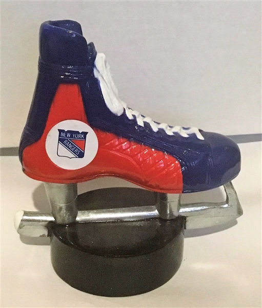 VINTAGE 70's NEW YORK RANGERS SKATE/PUCK BOTTLE OPENER-PAPERWEIGHT