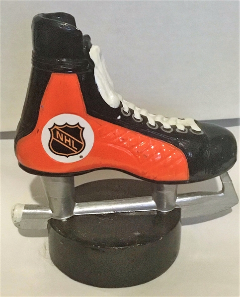 VINTAGE 70's PHILADELPHIA FLYERS SKATE/PUCK BOTTLE OPENER-PAPERWEIGHT