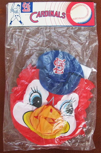 60's (RARE) ST. LOUIS CARDINALS SWIVEL HEAD INFLATABLE MASCOT ON HEADER CARD