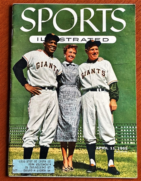 APRIL 11, 1955 SPORTS ILLUSTRATED w/TOPPS BASEBALL CARDS