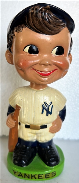 60's NEW YORK YANKEES GREEN BASE BOBBING HEAD