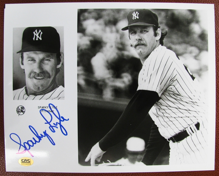 SPARKY LYLE SIGNED 8 x 10 PHOTO w/CAS COA