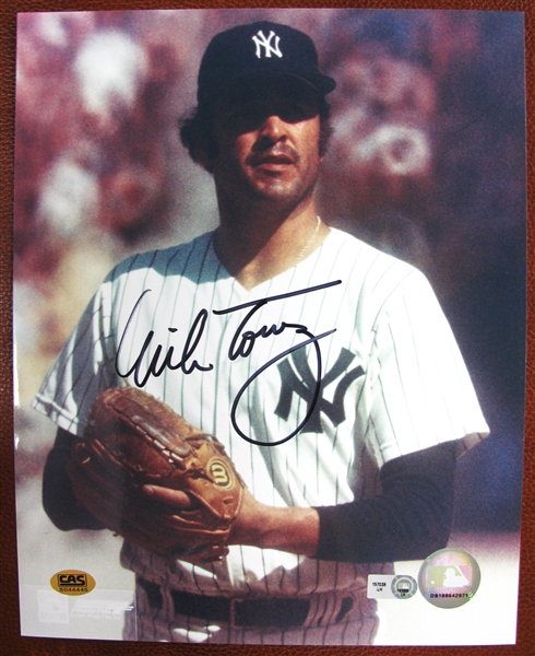 MIKE TORREZ SIGNED 8 x 10 PHOTO w/CAS COA