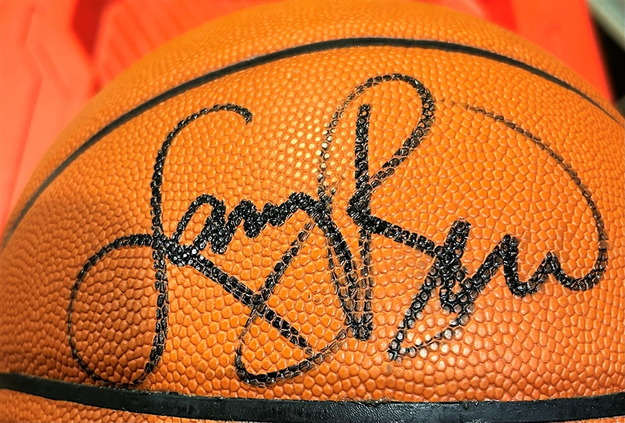LARRY BIRD SIGNED BASKETBALL w/PSA/DNA AUTHENTICATION