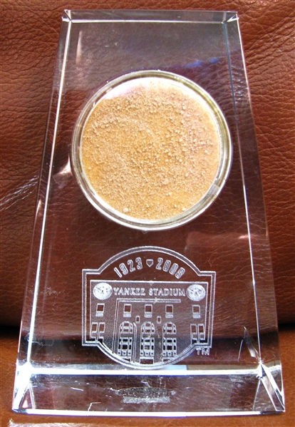 1923-2008 NY YANKEES PAPERWEIGHT WITH ORIGINAL STADIUM DIRT - MLB 