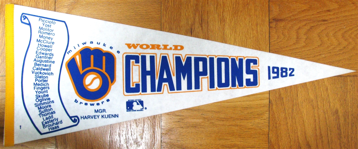 1982 MILWAUKEE BREWERS WORLD CHAMPIONS SCROLL PENNANT