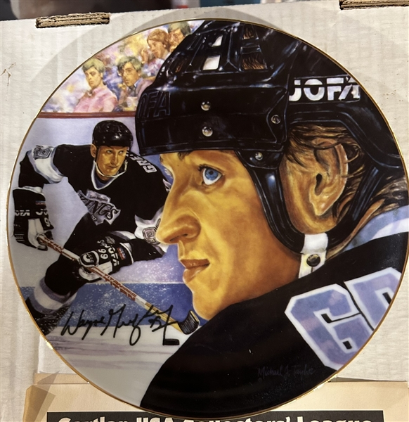 WAYNE GRETZKY GARTLAND PLATE w/BOX