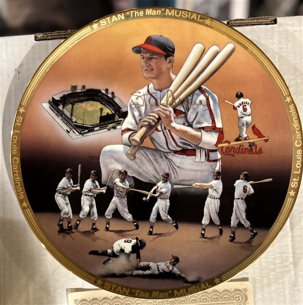 STAN MUSIAL  SPORTS IMPRESSIONS LIMITED-EDITION PLATE w/BOX