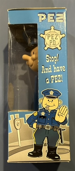 2001 PEZ POLICEMAN BOBBLEHEAD w/BOX