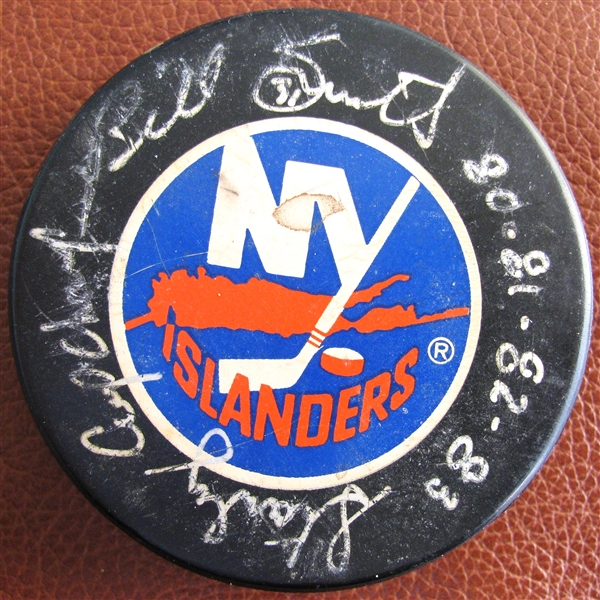 BILL SMITH #3 SIGNED NY ISLANDERS HOCKEY PUCK w/CAS COA