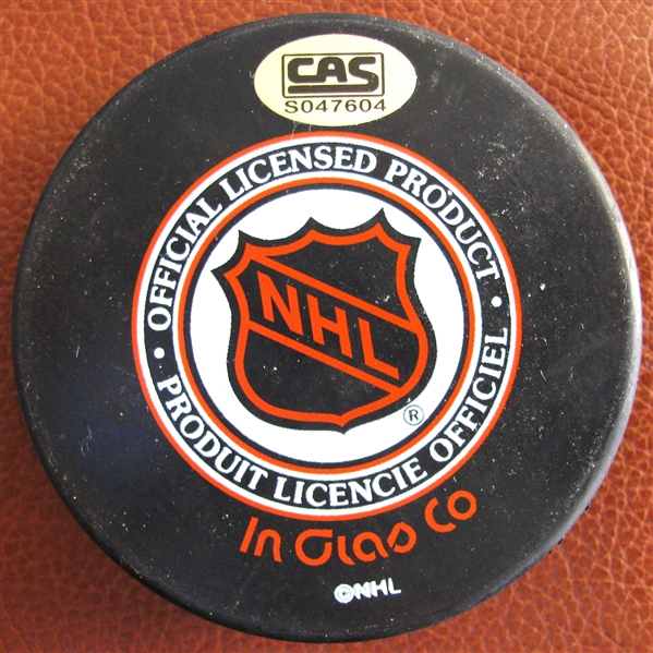 CLARK GILLIES #9 SIGNED NY ISLANDERS HOCKEY PUCK w/CAS COA