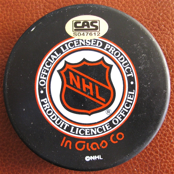 BRYAN TROTTIER 19 SIGNED NY ISLANDERS HOCKEY PUCK w/CAS COA