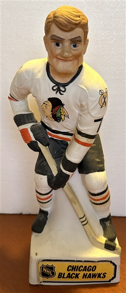 VINTAGE NHL CHICAGO BLACKHAWKS DECANTER