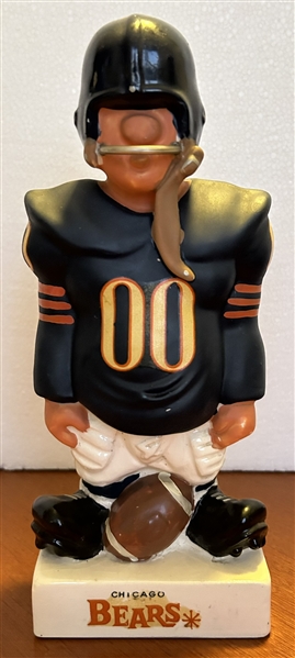 VINTAGE 60's CHICAGO BEARS KAIL LARGE STANDING LINEMAN STATUE