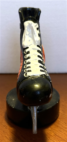 VINTAGE 70's PHILADELPHIA FLYERS SKATE/PUCK BOTTLE OPENER-PAPERWEIGHT