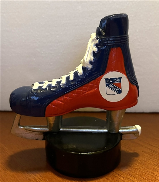 VINTAGE 70's NEW YORK RANGERS SKATE/PUCK BOTTLE OPENER-PAPERWEIGHT