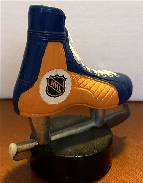 VINTAGE 70's NEW YORK ISLANDERS SKATE/PUCK BOTTLE OPENER-PAPERWEIGHT