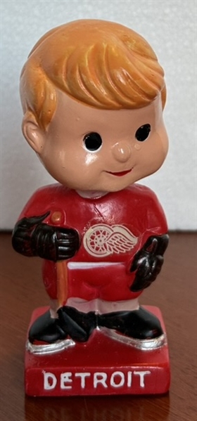 60's DETROIT RED WINGS mini BOBBING HEAD