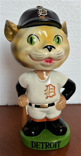 60's DETROIT TIGERS GREEN BASE BOBBING HEAD