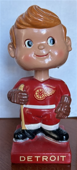 60's DETROIT RED WINGS SQUARE BASE BOBBING HEAD