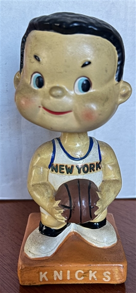 60's NEW YORK KNICKS BOBBING HEAD