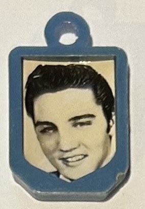 VINTAGE ELVIS PRESLEY GUMBALL PRIZE CHARM 