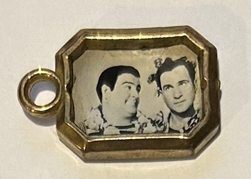 VINTAGE ABBOTT & COSTELLO GUMBALL PRIZE CHARM 