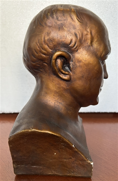 VINTAGE KNUTE ROCKNE CHALKWARE BUST