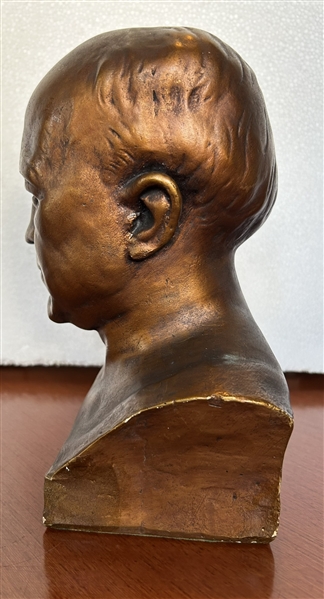 VINTAGE KNUTE ROCKNE CHALKWARE BUST