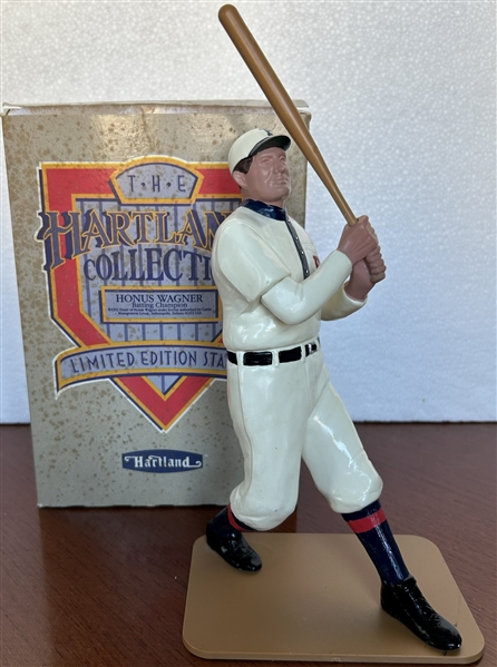 HONUS WAGNER  HARTLAND STATUE w/BOX w/COA