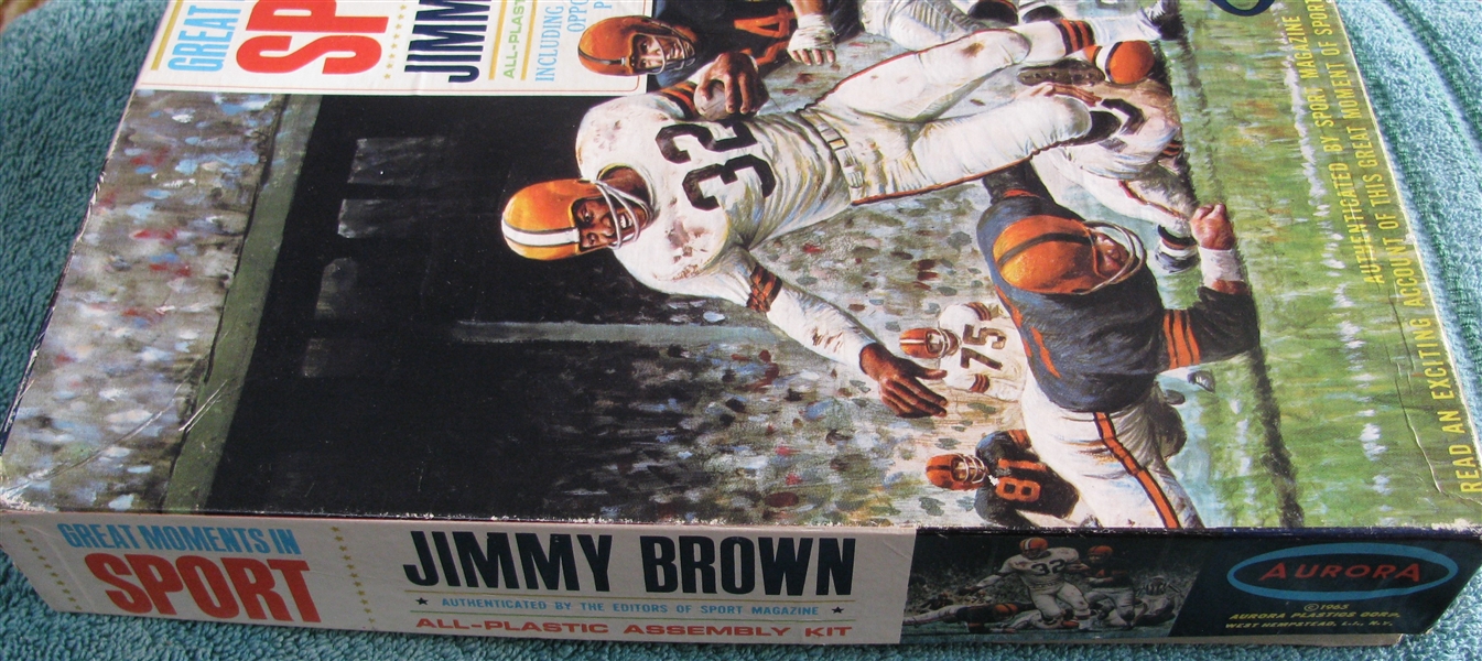 1965 JIMMY BROWN AURORA MODEL KIT w/BOX