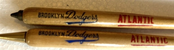 VINTAGE BROOKLYN DODGERS BAT-SHAPED PEN & PENCIL SET