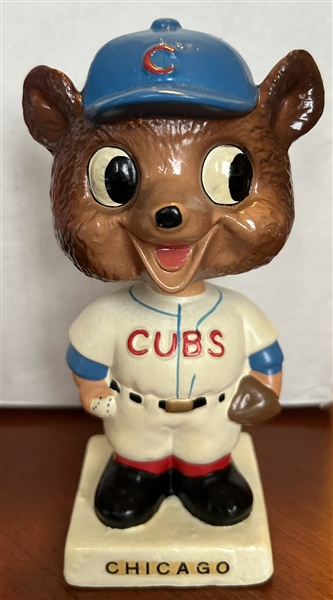 60's CHICAGO CUBS WHITE BASE BOBBING HEAD