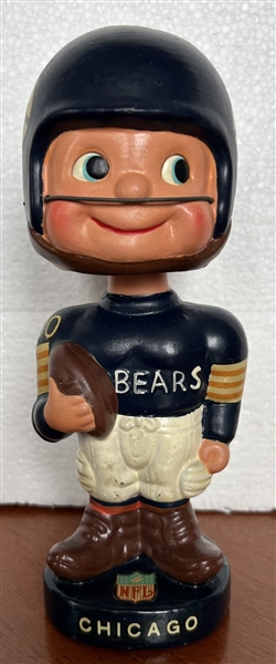 60's CHICAGO BEARS TYPE1 TOES-UP BOBBING HEAD