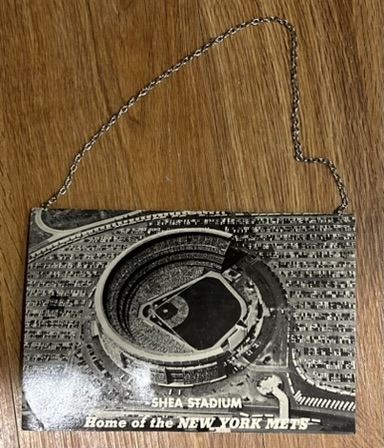 1976 NEW YORK METS MEDALLION DAY STADIUM GIVEAWAY