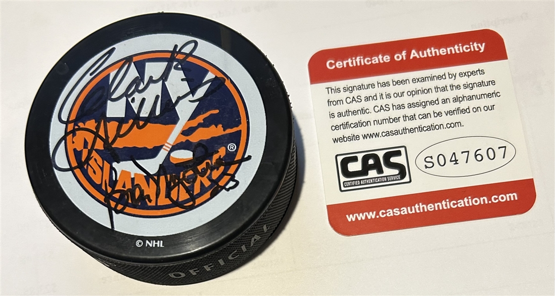 CLARK GILLIES NEW YORK ISLANDERS SIGNED PUCK w/CAS COA