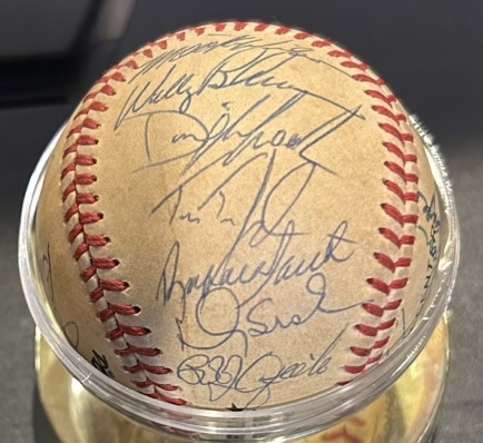 1986 NEW YORK METS WORLD CHAMPS SIGNED BASEBALL w/JSA LOA