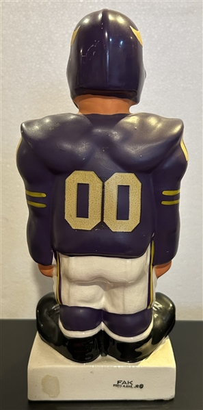 60's MINNESOTA VIKINGS KAIL LARGE STANDING LINEMAN STATUE