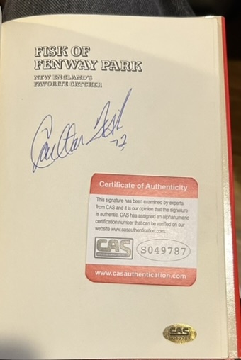 1976 CARLTON FISK SIGNED BOOK w/CAS COA