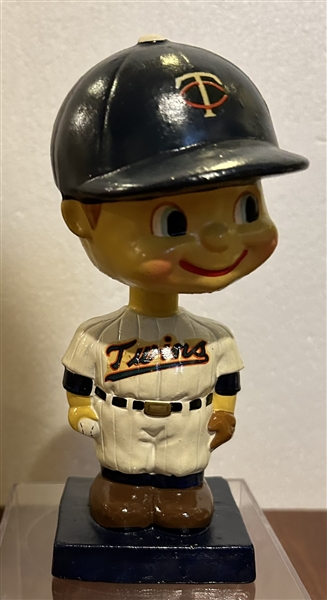 60's MINNESOTA TWINS COLOR BASE BOBBING HEAD