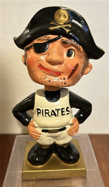 60's PITTSBURGH PIRATES COLOR BASE BOBBING HEAD