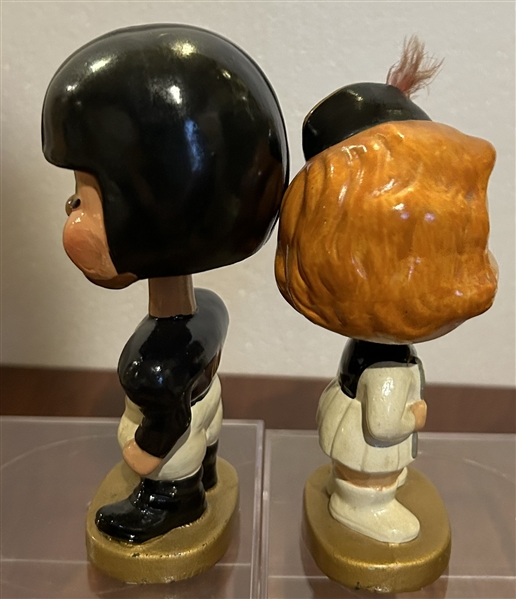 60's CHICAGO BEARS KISSING PAIR BOBBING HEADS - RARE!