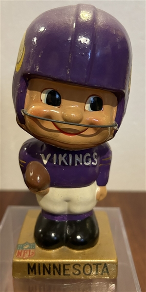 60's MINNESOTA VIKINGS SQUARE GOLD BASE BOBBING HEAD