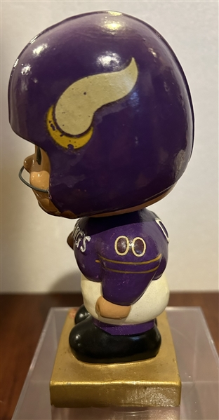 60's MINNESOTA VIKINGS SQUARE GOLD BASE BOBBING HEAD