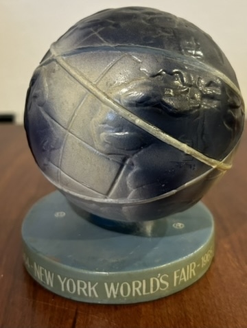 VINTAGE 1964-65 NEW YORK WORLD'S FAIR UNISPHERE BOBBING HEAD